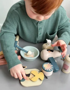 Outlet Tender Leaf Frisørsalon