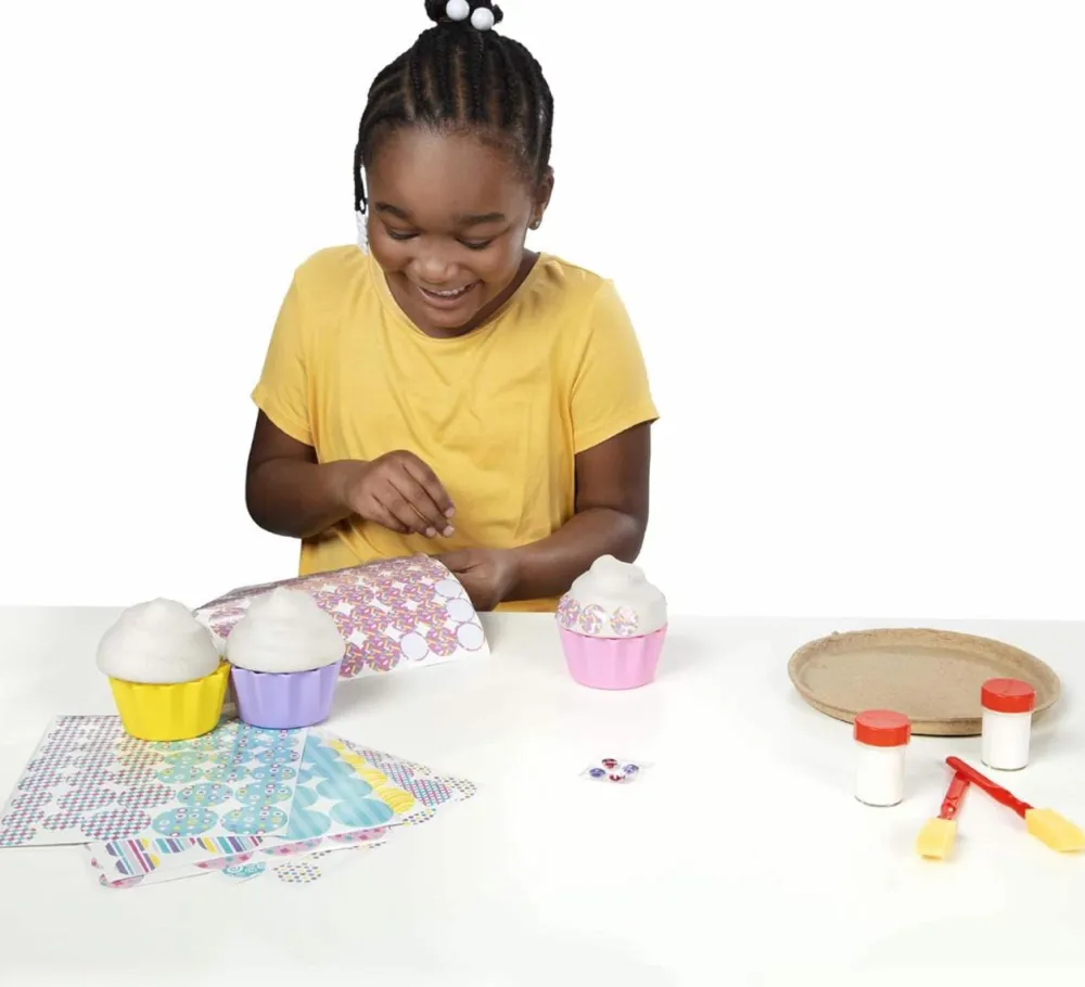 New Melissa & Doug Lav decoupage cupcakes