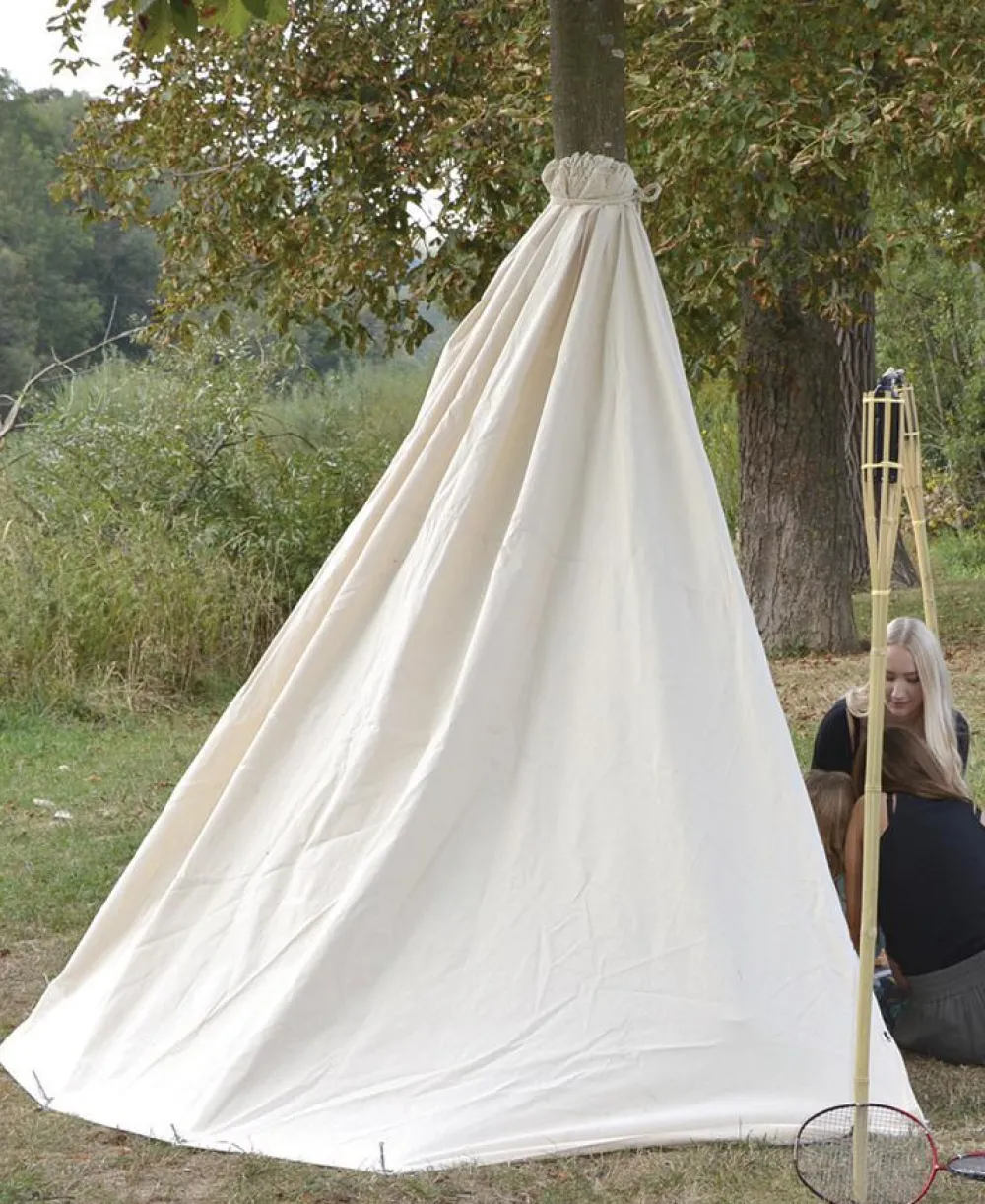 Clearance Tipi til montering på træ